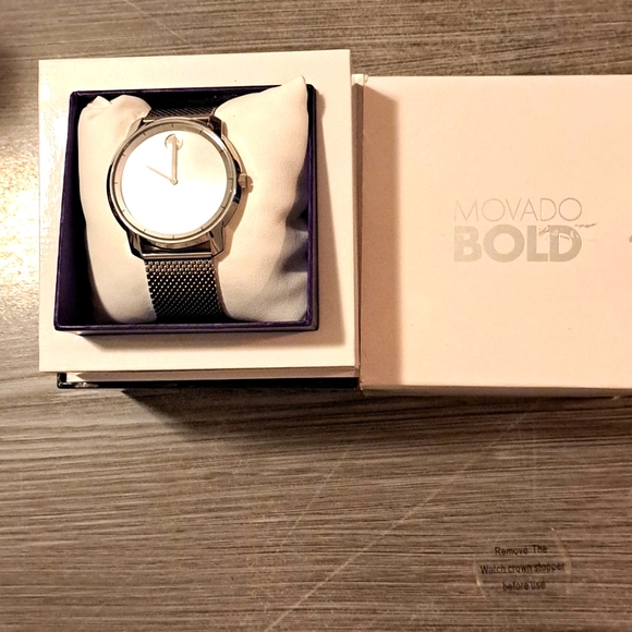 Watch - Picture 1 of 9